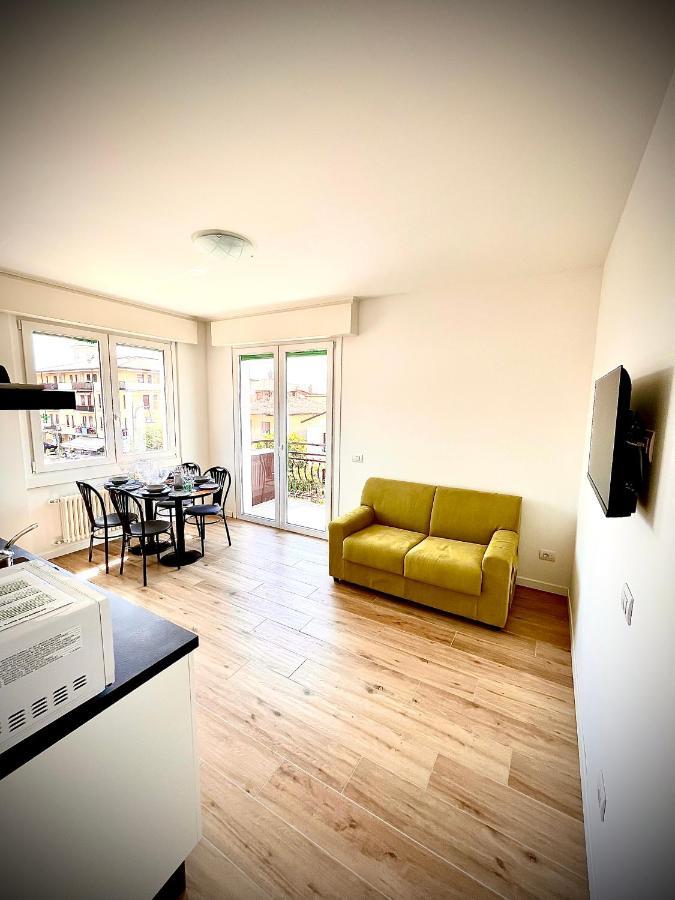 Berengario Suites Torri Del Benaco Luaran gambar