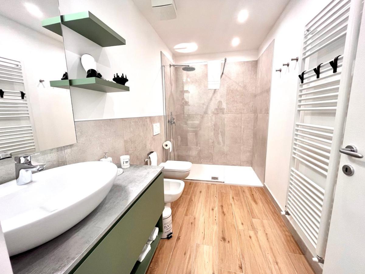 Berengario Suites Torri Del Benaco Luaran gambar