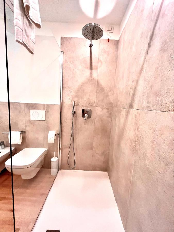 Berengario Suites Torri Del Benaco Luaran gambar