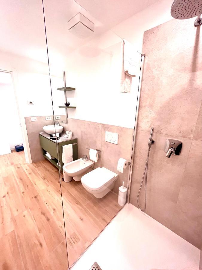 Berengario Suites Torri Del Benaco Luaran gambar