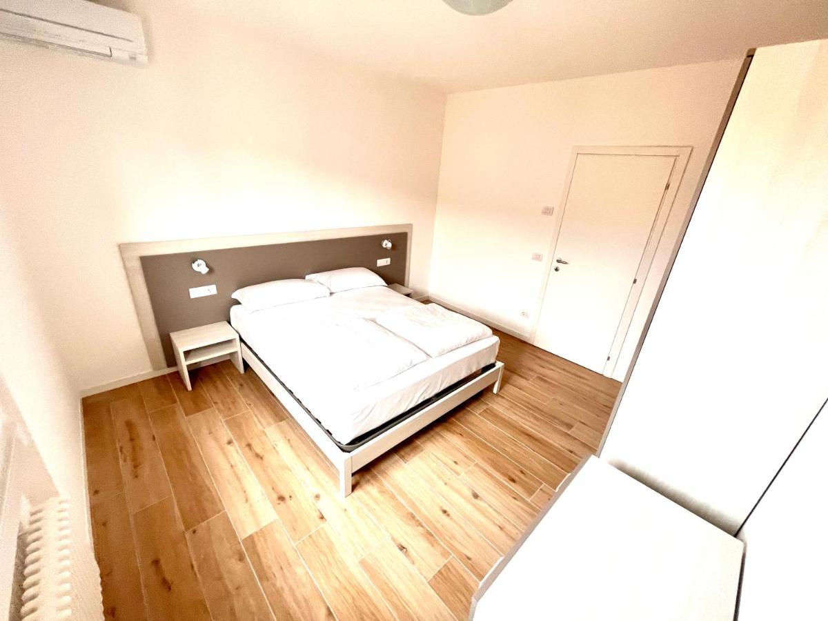 Berengario Suites Torri Del Benaco Luaran gambar