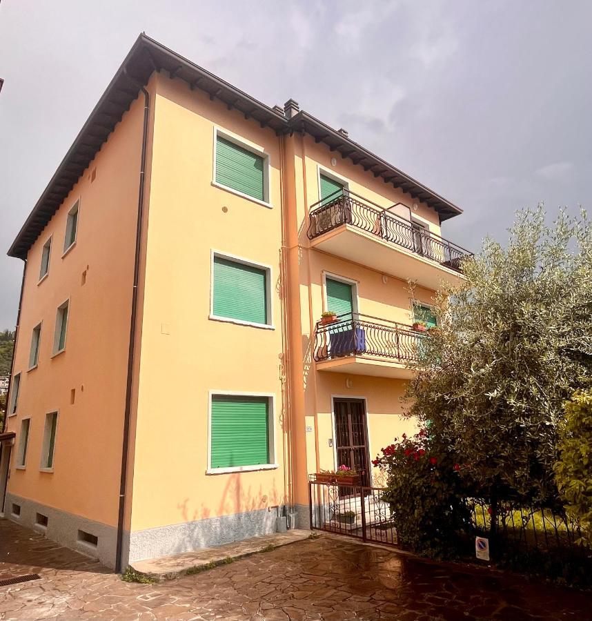 Berengario Suites Torri Del Benaco Luaran gambar