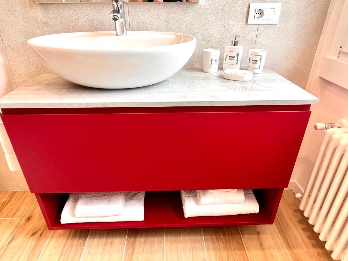 Berengario Suites Torri Del Benaco Luaran gambar