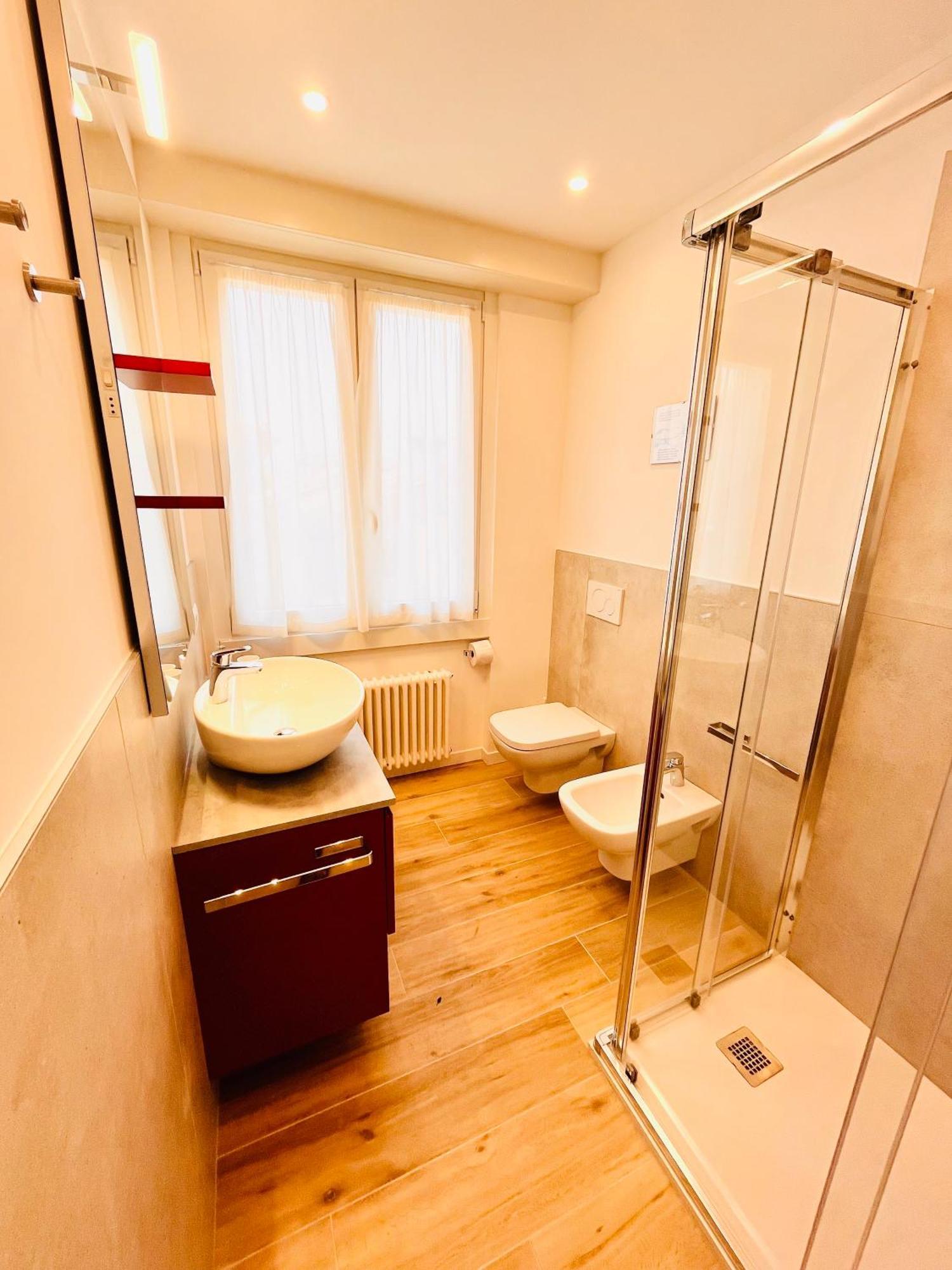 Berengario Suites Torri Del Benaco Luaran gambar