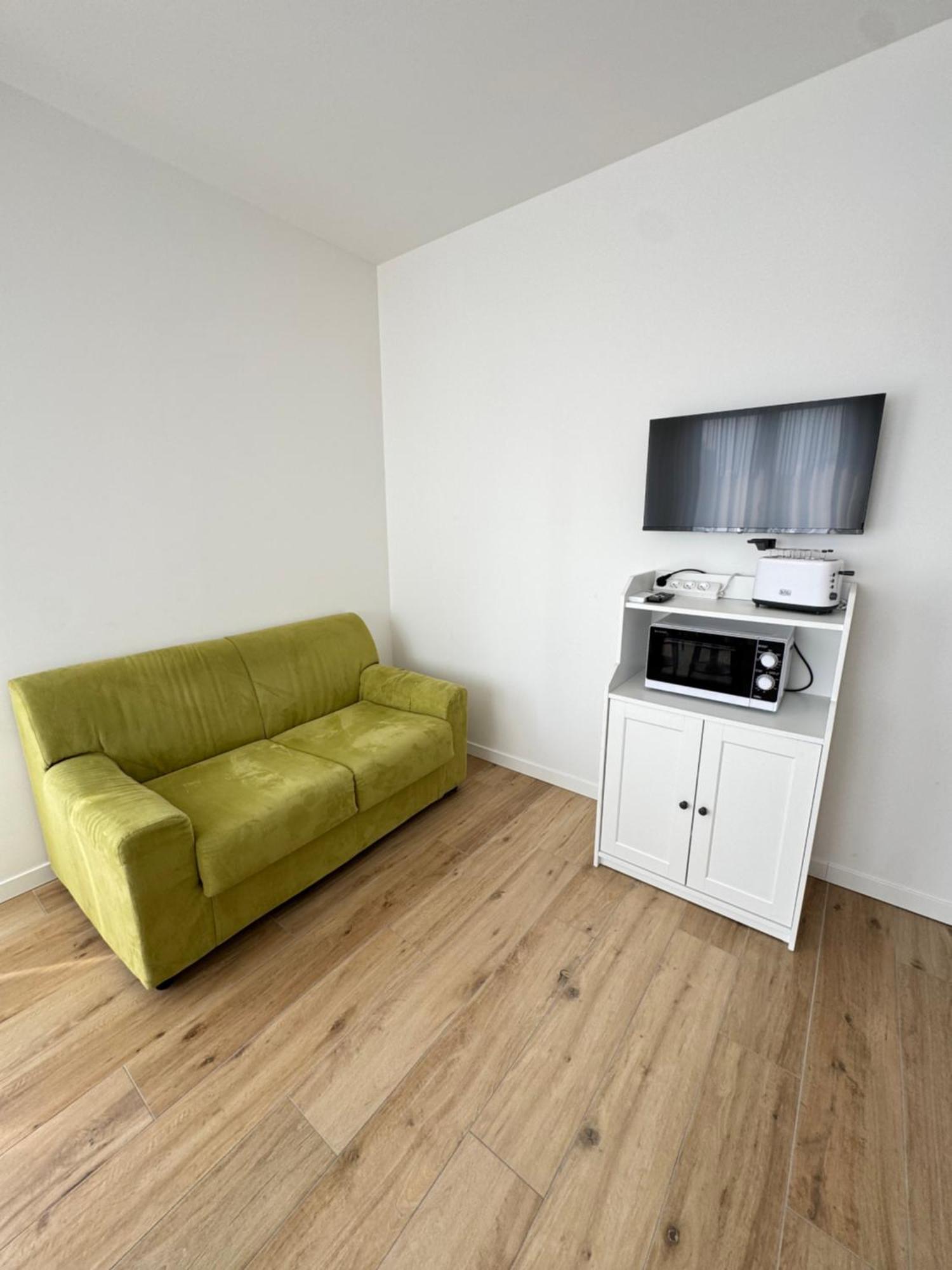 Berengario Suites Torri Del Benaco Luaran gambar